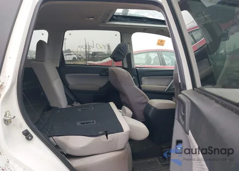 2017 Subaru Forester 2.5I Premium из США, поврежденный, VIN JF2SJAEC8HH509301